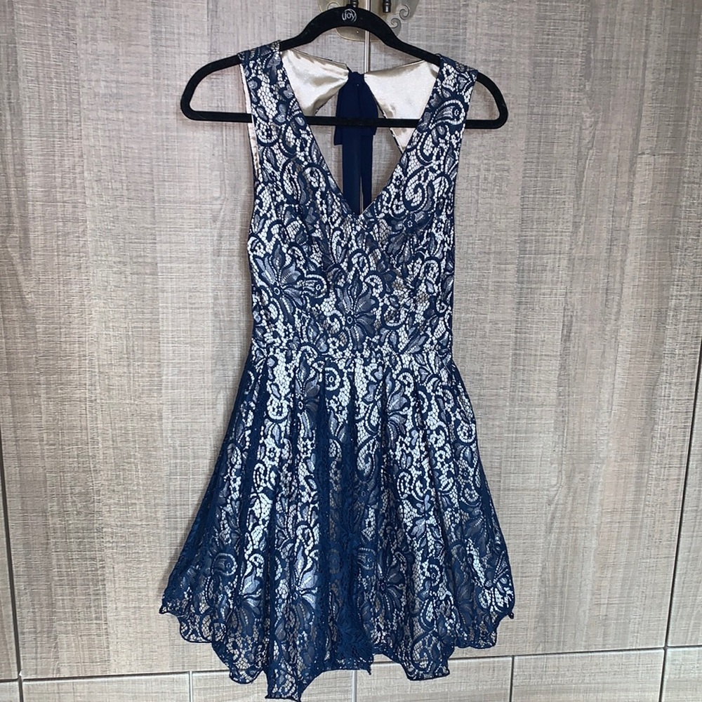 Chi Chi London Lace‎ Dress